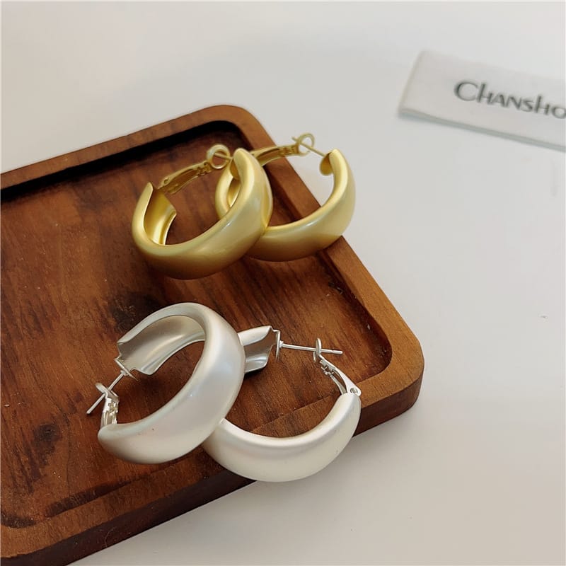 tainless-steel-jewelry-wholesale