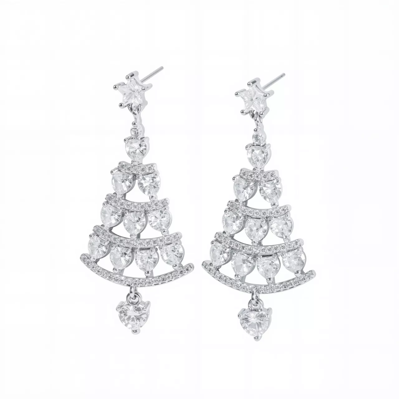Festive Christmas tree drop earrings with heart-cut cubic zirconia and stainless steel base – perfect for holiday wholesale buyers from stainless steel jewelry supplier YanluoJewelry