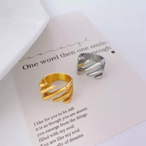 Gold and silver openwork stainless steel rings with modern cut-out design, wholesale jewelry collection by Yanluo Jewelry