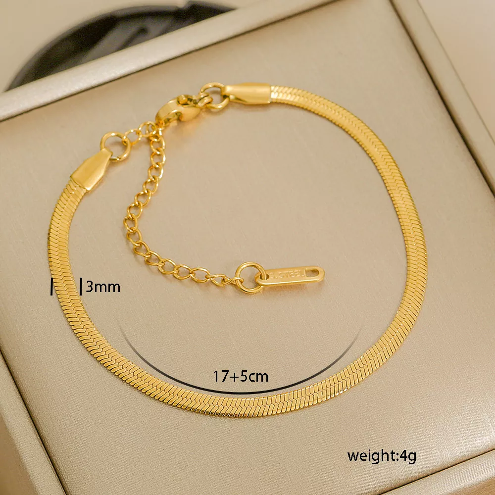 Gold 3mm herringbone stainless steel bracelet with adjustable 17+5cm chain and lobster clasp, lightweight 4g design, available for bulk orders from Yanluo Jewelry – stainless steel jewelry wholesale supplier.